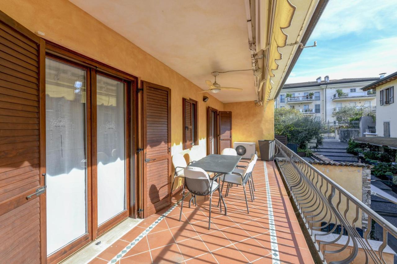 Prestige Apartment Sirmione Exterior photo