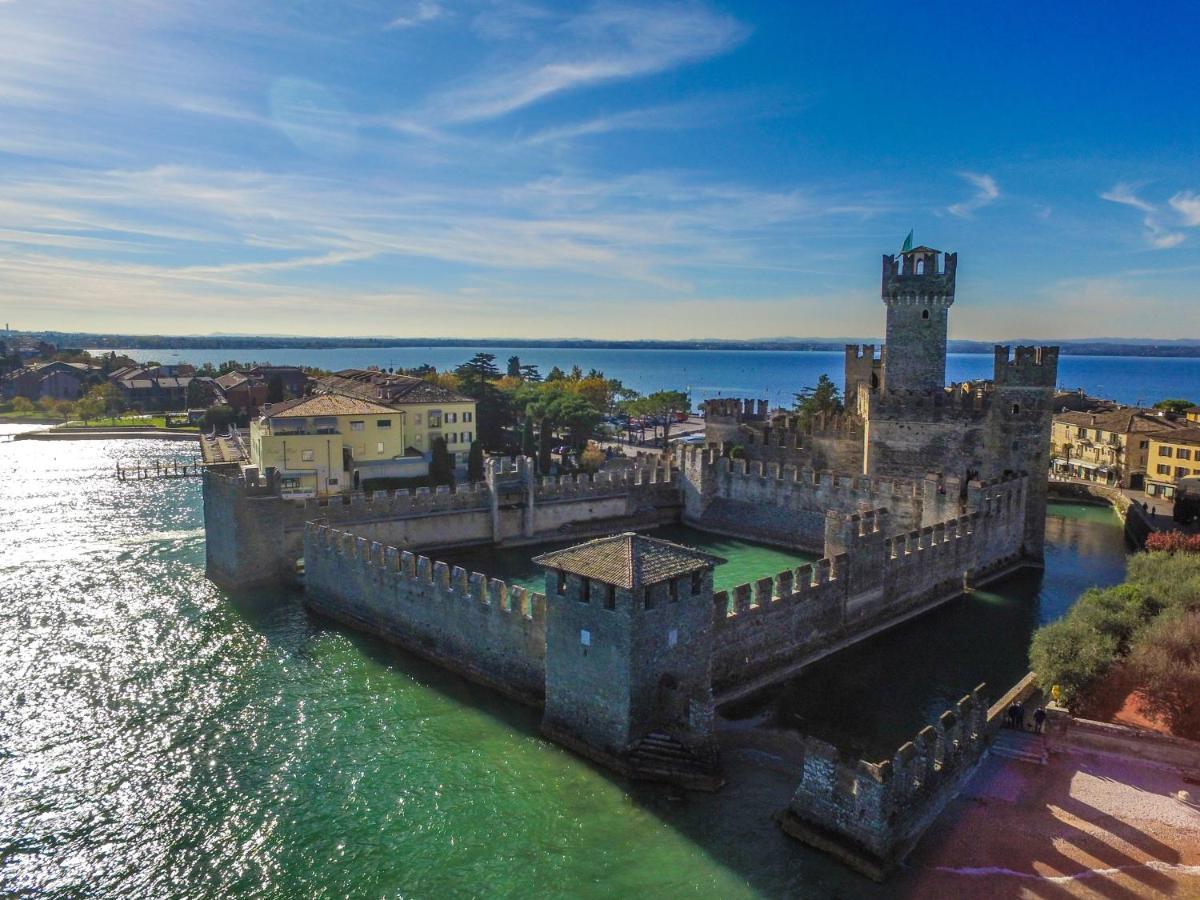 Prestige Apartment Sirmione Exterior photo